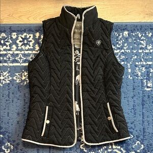 Ariat Black Quilted Vest with Contrast Trim